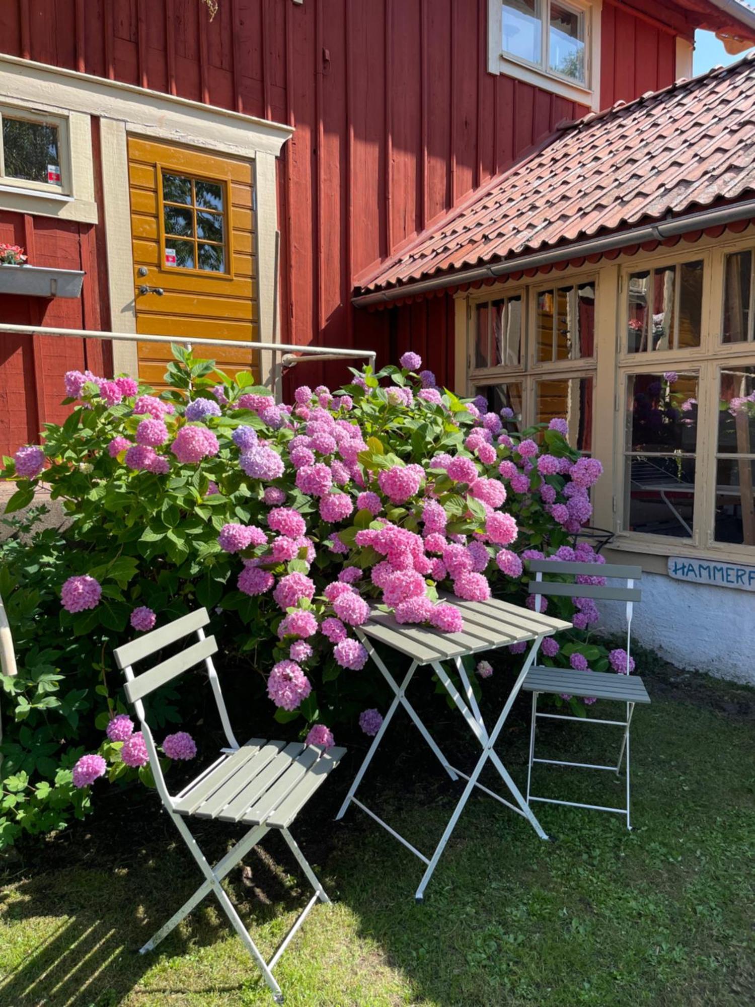 Kyrkstallet 1 Historiskt Med Baesta Laege Graenna Екстериор снимка
